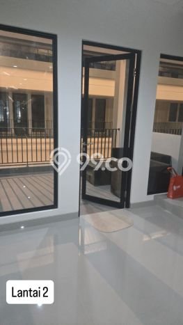 Unit Ruko Disewakan di Gading Serpong di Area Ramai & Strategis Unit Ruko Disewakan di Gading Serpong di Area Ramai & Strategis