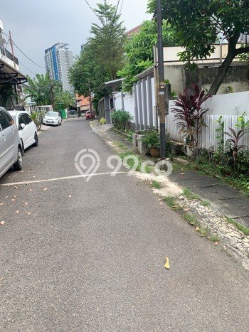 Rumah Eksklusif Dijual LT 280m2 di Cilandak, Jakarta Selatan Rumah Eksklusif Dijual LT 280m2 di Cilandak, Jakarta Selatan