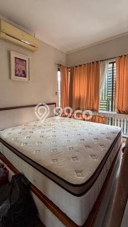 Hunian Mewah LB 110m2 Siap Pakai Desain Elegan di Sektor 9-Bintaro, Tangerang Selatan Hunian Mewah LB 110m2 Siap Pakai Desain Elegan di Sektor 9-Bintaro, Tangerang Selatan