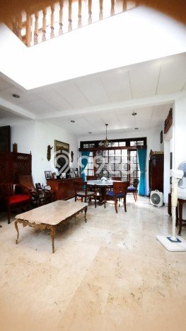 Rumah Elit LB 500m2 Siap Pakai Desain Elegan di Bintaro, Tangerang Selatan Rumah Elit LB 500m2 Siap Pakai Desain Elegan di Bintaro, Tangerang Selatan