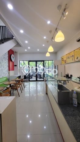 Ruko Bagus Dijual LB 98m2 Lokasi Strategis Tangerang Selatan Area Cocok untuk Berbisnis Ruko Bagus Dijual LB 98m2 Lokasi Strategis Tangerang Selatan Area Cocok untuk Berbisnis