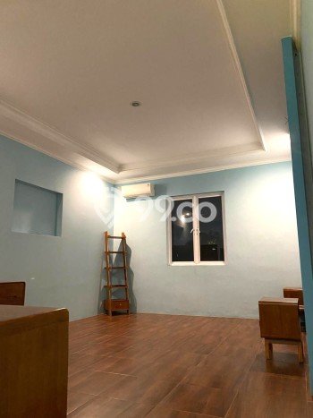 Hunian Mewah LB 600m2 Siap Pakai Desain Elegan di Bintaro, Tangerang Selatan Hunian Mewah LB 600m2 Siap Pakai Desain Elegan di Bintaro, Tangerang Selatan