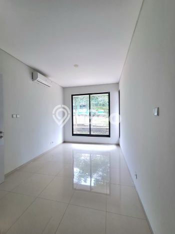 Rumah Elit Modern Siap Huni di Bintaro Tangerang Selatan Rumah Elit Modern Siap Huni di Bintaro Tangerang Selatan