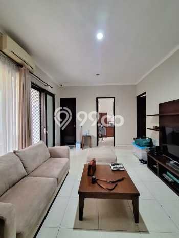 Hunian Mewah LB 200m2 Siap Pakai Desain Elegan di Sektor 9-Bintaro, Tangerang Selatan Hunian Mewah LB 200m2 Siap Pakai Desain Elegan di Sektor 9-Bintaro, Tangerang Selatan