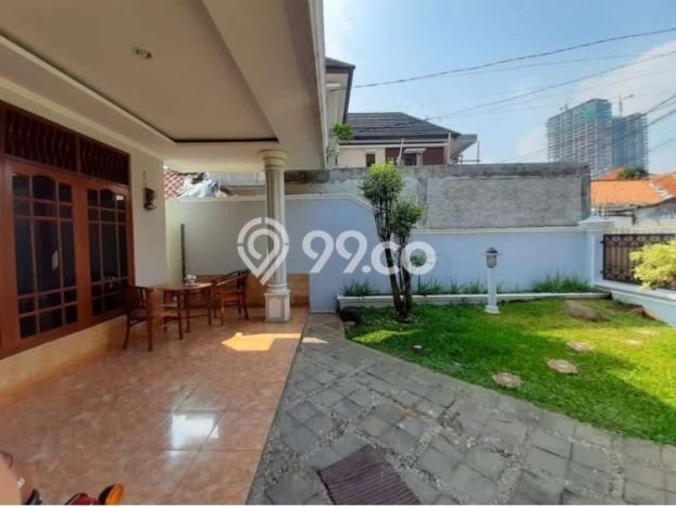 Dijual Rumah Premium dengan Fasilitas Sekitar Lengkap di Mampang Prapatan, Jakarta Selatan Dijual Rumah Premium dengan Fasilitas Sekitar Lengkap di Mampang Prapatan, Jakarta Selatan