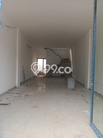 Disewakan Ruko di Cisauk Tangerang LT 162m2, LB 270m2 Disewakan Ruko di Cisauk Tangerang LT 162m2, LB 270m2