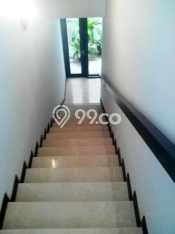 Rumah Elit Modern Tanpa Renovasi di BSD City Tangerang Rumah Elit Modern Tanpa Renovasi di BSD City Tangerang