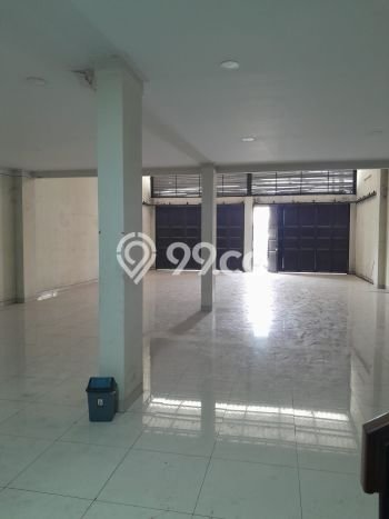 Unit Ruko Paling Strategis di Cipondoh Tangerang dengan LB 330m2 Unit Ruko Paling Strategis di Cipondoh Tangerang dengan LB 330m2