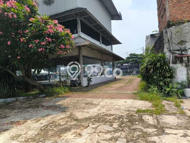 Unit Komersial Disewakan di Tangerang Kota di Area Ramai & Strategis Unit Komersial Disewakan di Tangerang Kota di Area Ramai & Strategis
