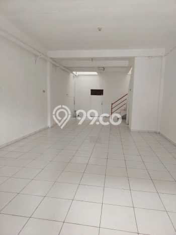 Ruko Dijual di Tangerang LT 70m2 & LB 140m2 Lokasi Terbaik! Ruko Dijual di Tangerang LT 70m2 & LB 140m2 Lokasi Terbaik!