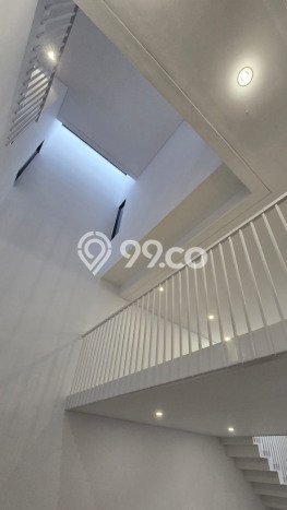 For Sale Hunian Rumah Terawat 4 Kamar di Meruya, Jakarta Barat For Sale Hunian Rumah Terawat 4 Kamar di Meruya, Jakarta Barat