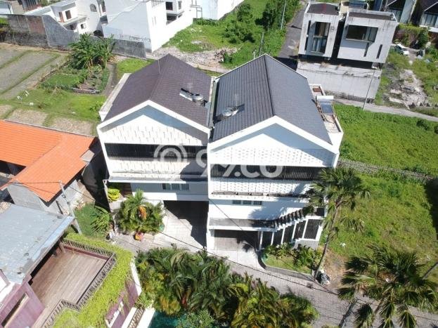 Rumah Premium di Badung Strategis Kondisi Baik Rumah Premium di Badung Strategis Kondisi Baik