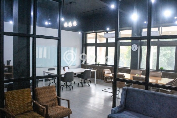 Unit Komersial Disewakan di Jakarta Selatan Area Strategis Harga Kompetitif Unit Komersial Disewakan di Jakarta Selatan Area Strategis Harga Kompetitif