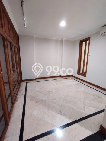 Disewakan Rumah Modern di Kebayoran Baru Harga Rp 600 Juta/ Tahun Disewakan Rumah Modern di Kebayoran Baru Harga Rp 600 Juta/ Tahun