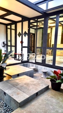 For Sale! Luxury House LT 400m2 Desain Modern di Lebak Bulus For Sale! Luxury House LT 400m2 Desain Modern di Lebak Bulus