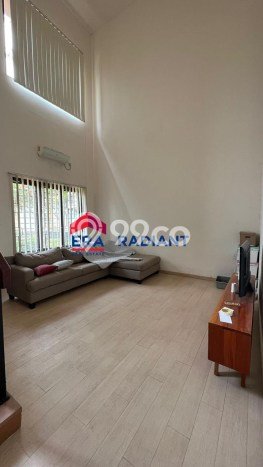 Rumah Luxury Modern Siap Huni di Cirendeu Jakarta Selatan Rumah Luxury Modern Siap Huni di Cirendeu Jakarta Selatan