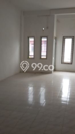 Ruko Kawasan Samarinda Kunjang, Luas 110m², Kawasan Strategis, Siap Usaha Ruko Kawasan Samarinda Kunjang, Luas 110m², Kawasan Strategis, Siap Usaha