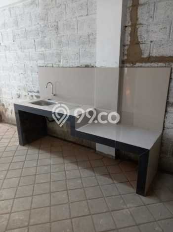 FOR SALE! Vila Kawasan , Luas 1400m2m², Lokasi Strategis FOR SALE! Vila Kawasan , Luas 1400m2m², Lokasi Strategis