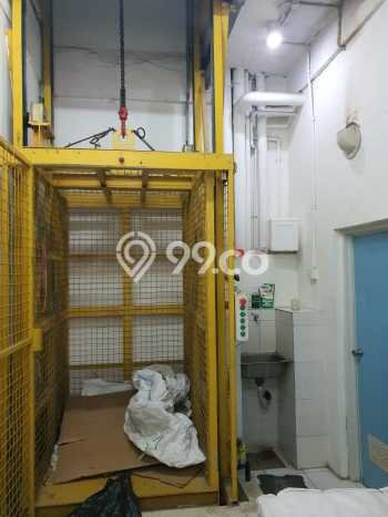 Ruko Dijual di Tanah Abang Jakarta Pusat dengan LB 252m2 Ruko Dijual di Tanah Abang Jakarta Pusat dengan LB 252m2