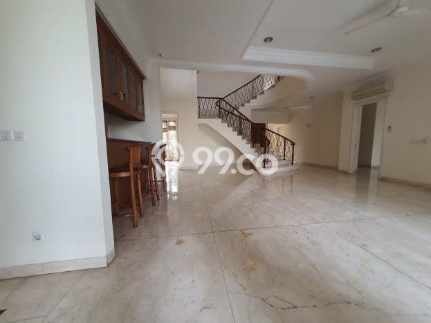 Hunian Nyaman 4 KT Harga Terjangkau di Pondok Indah Jakarta Selatan Hunian Nyaman 4 KT Harga Terjangkau di Pondok Indah Jakarta Selatan