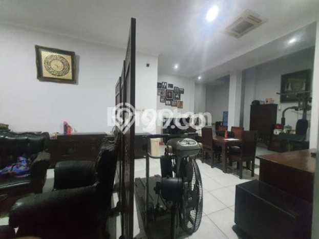 Rumah Kost Dijual di Cempaka Putih, Jakarta Pusat dengan 22 Kamar Tidur, 22 Kamar Mandi Rumah Kost Dijual di Cempaka Putih, Jakarta Pusat dengan 22 Kamar Tidur, 22 Kamar Mandi