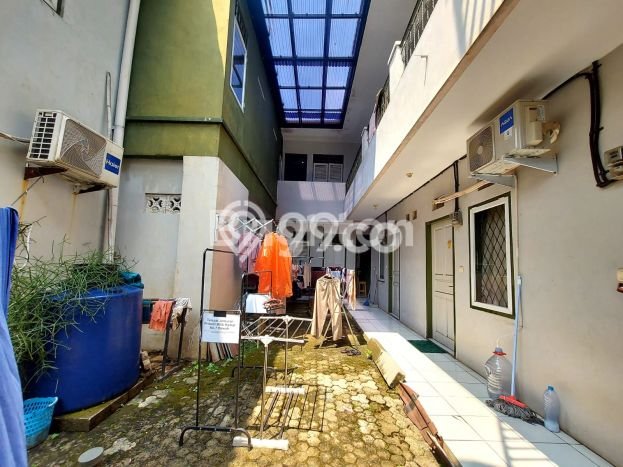 Unit Komersial Dijual di Cimanggis Depok 300m2 Unit Komersial Dijual di Cimanggis Depok 300m2