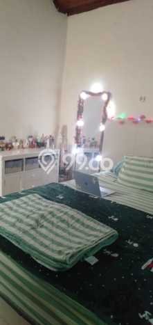 For Sale! Luxury House LT 450m2 Desain Modern di Taman Mini For Sale! Luxury House LT 450m2 Desain Modern di Taman Mini