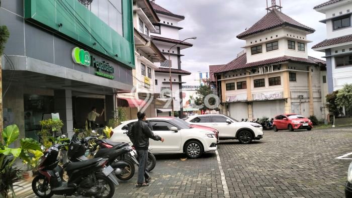 Ruko Bagus Dijual di Bintaro Tangerang Selatan Lokasi Strategis Cocok untuk Kembangkan Bisnis Ruko Bagus Dijual di Bintaro Tangerang Selatan Lokasi Strategis Cocok untuk Kembangkan Bisnis