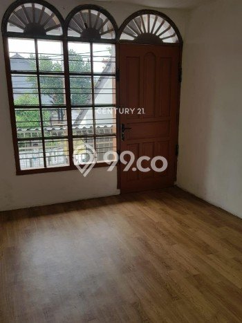 Disewakan! Rumah 6 Kamar Tidur &
2 Kamar Mandi di Buah Batu, Bandung Disewakan! Rumah 6 Kamar Tidur &
2 Kamar Mandi di Buah Batu, Bandung