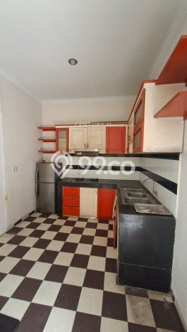 Rumah sewa siap pakai 4 Kamar Tidur di Buah Batu, Bandung Rumah sewa siap pakai 4 Kamar Tidur di Buah Batu, Bandung