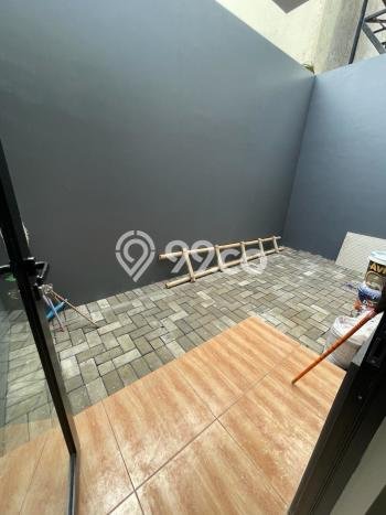 Ruko Bagus Dijual LB 200m2 Lokasi Strategis Tangerang Area Cocok untuk Bisnis Ruko Bagus Dijual LB 200m2 Lokasi Strategis Tangerang Area Cocok untuk Bisnis