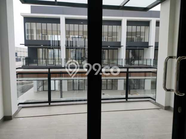 Unit Ruko Disewakan di Gading Serpong di Area Ramai & Strategis Unit Ruko Disewakan di Gading Serpong di Area Ramai & Strategis