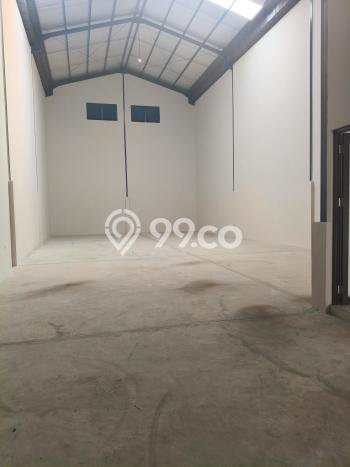 FOR RENT! Gudang di Daan Mogot Cocok untuk Bisnis 216m2 FOR RENT! Gudang di Daan Mogot Cocok untuk Bisnis 216m2