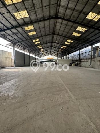 Gudang Favorit Dijual di Kebayoran Lama Jakarta Selatan Kawasan Pusat Bisnis Gudang Favorit Dijual di Kebayoran Lama Jakarta Selatan Kawasan Pusat Bisnis