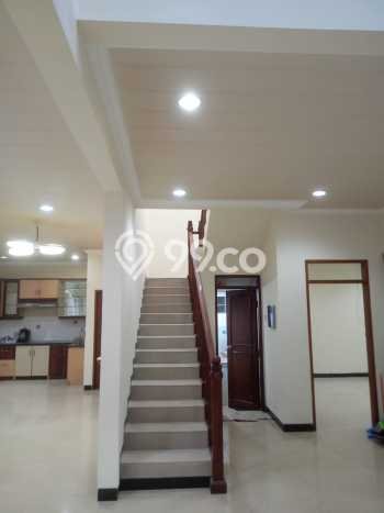 Rumah Elit Modern Tanpa Renovasi di Alam Sutera Tangerang Rumah Elit Modern Tanpa Renovasi di Alam Sutera Tangerang