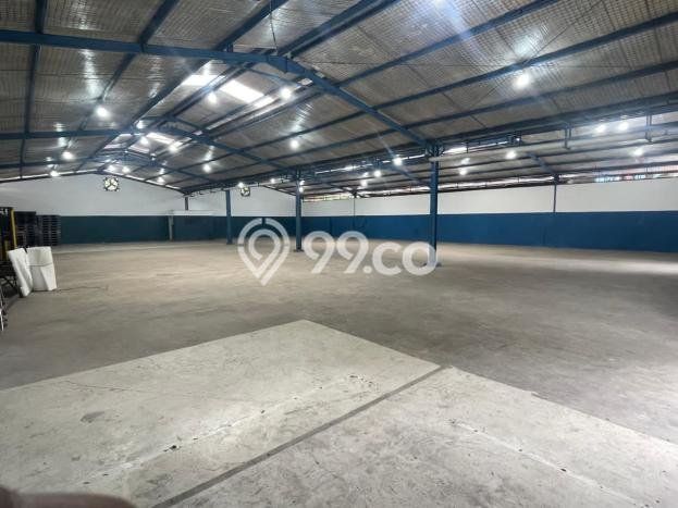 Unit Gudang Paling Strategis di Karawaci Tangerang dengan LB 850m2 Unit Gudang Paling Strategis di Karawaci Tangerang dengan LB 850m2
