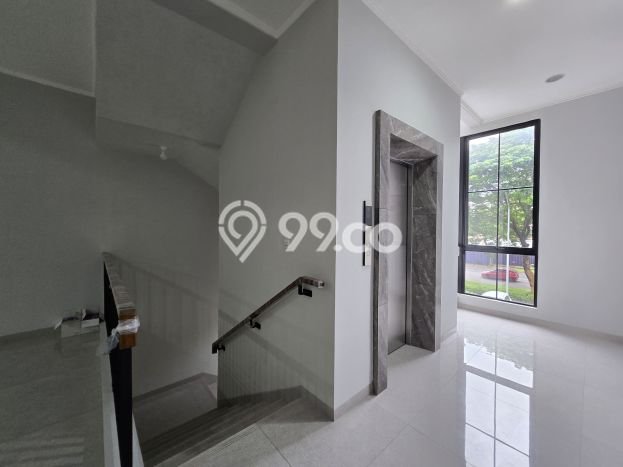 Unit Ruko Dijual di Tangerang LT 144m2 & LB 396m2 Unit Ruko Dijual di Tangerang LT 144m2 & LB 396m2