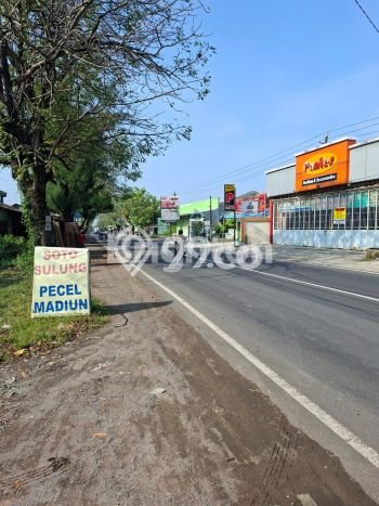 FOR SALE! Gudang di Banjarsari Solo, LT 1160m2, LB 800m2 FOR SALE! Gudang di Banjarsari Solo, LT 1160m2, LB 800m2