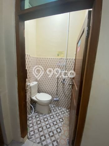 Peluang Investasi! Rumah Kost Dijual di Jebres, Solo, 70 KT, 70 KM, Luas 1200m2 Peluang Investasi! Rumah Kost Dijual di Jebres, Solo, 70 KT, 70 KM, Luas 1200m2