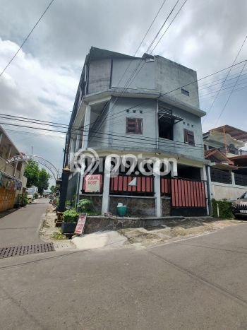 Komersial Dijual di mojosongo LT 125m2, LB 375m2 Solusi Investasi Cerdas Komersial Dijual di mojosongo LT 125m2, LB 375m2 Solusi Investasi Cerdas