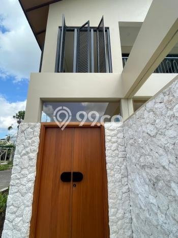 Vila Strategis Kawasan , Ukuran 218m2m², Lokasi Premium dengan jalan bagus Vila Strategis Kawasan , Ukuran 218m2m², Lokasi Premium dengan jalan bagus