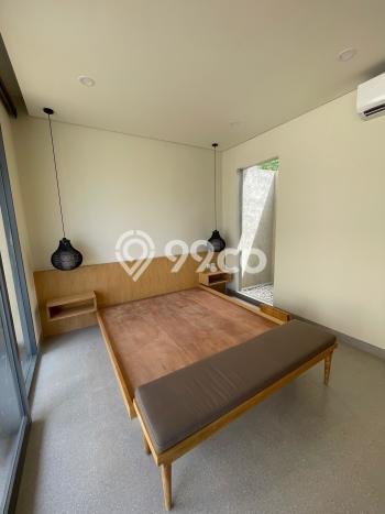Vila Strategis Kawasan , Ukuran 218m2m², Lokasi Premium dengan jalan bagus Vila Strategis Kawasan , Ukuran 218m2m², Lokasi Premium dengan jalan bagus