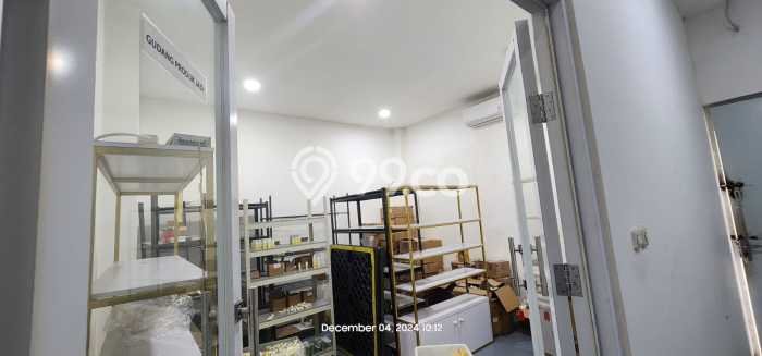 Unit Gudang Dijual di Legok Tangerang Luas Tanah 480m2, Luas Bangunan 720m2 Unit Gudang Dijual di Legok Tangerang Luas Tanah 480m2, Luas Bangunan 720m2