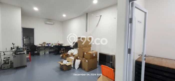 Unit Gudang Dijual di Legok Tangerang Luas Tanah 480m2, Luas Bangunan 720m2 Unit Gudang Dijual di Legok Tangerang Luas Tanah 480m2, Luas Bangunan 720m2
