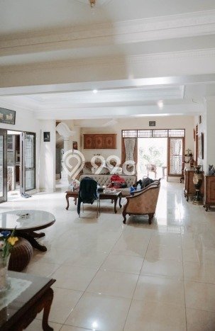 Hunian Elit LB 250m2 Siap Pakai Desain Elegan di Bintaro, Tangerang Selatan Hunian Elit LB 250m2 Siap Pakai Desain Elegan di Bintaro, Tangerang Selatan
