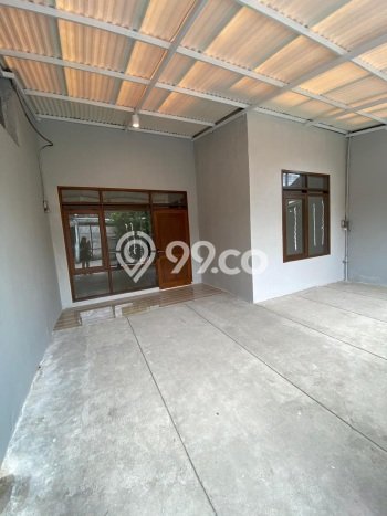 Dijual Rumah Eksklusif 3 KT di Taman Holis Indah, Bandung Dijual Rumah Eksklusif 3 KT di Taman Holis Indah, Bandung
