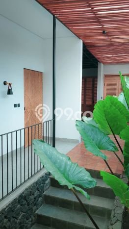 FOR SALE! Vila di Tegalrejo, Luas 367m2m², Posisi Strategis FOR SALE! Vila di Tegalrejo, Luas 367m2m², Posisi Strategis