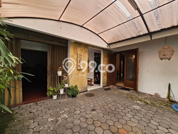 Hunian Mewah Siap Huni LT 435m2 di Gondokusuman, Yogyakarta Hunian Mewah Siap Huni LT 435m2 di Gondokusuman, Yogyakarta