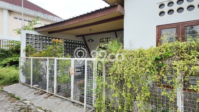 Rumah Modern Cantik 3 KT Siap Huni di Sewon Rumah Modern Cantik 3 KT Siap Huni di Sewon