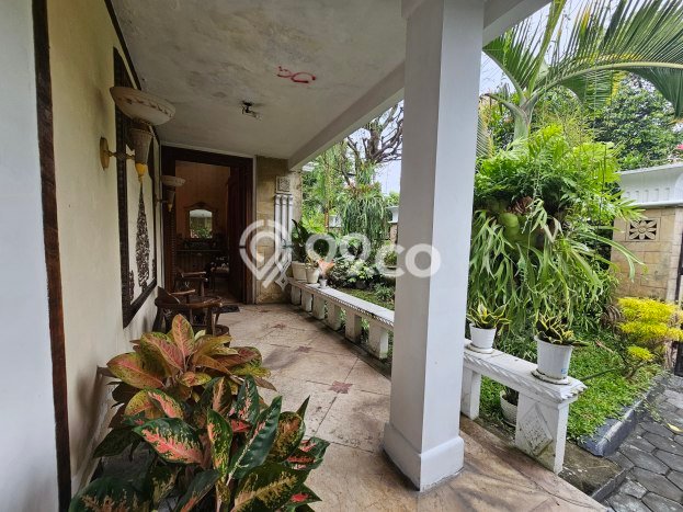 Hunian Mewah Siap Huni LT 435m2 di Gondokusuman, Yogyakarta Hunian Mewah Siap Huni LT 435m2 di Gondokusuman, Yogyakarta